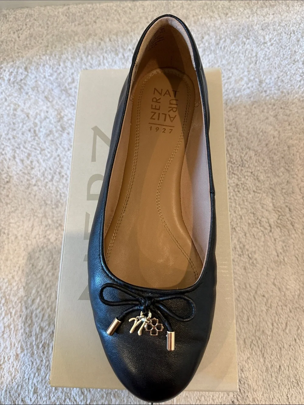 Naturalizer Ashlyn  Black Ballet Flats